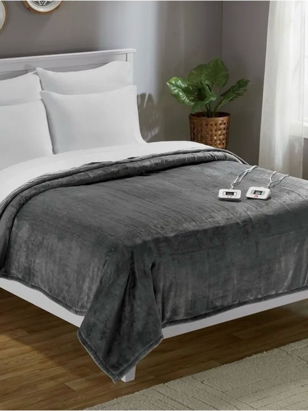 Westinghouse Heated Blanket King Ultra Soft and Silky Flannel 100x90 inches